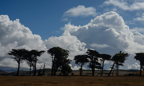 storm clouds pedras blancas